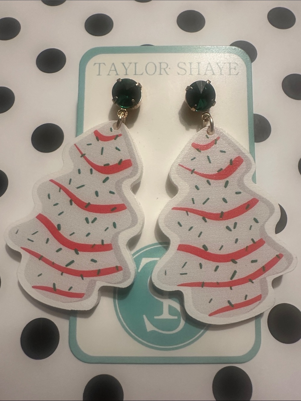 TAYLOR SHAYE Christmas Tree Dangle Earrings - White and Green